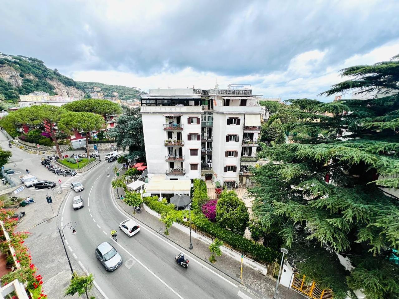 Azzurrissima Home-B&B Sorrento Centro Экстерьер фото